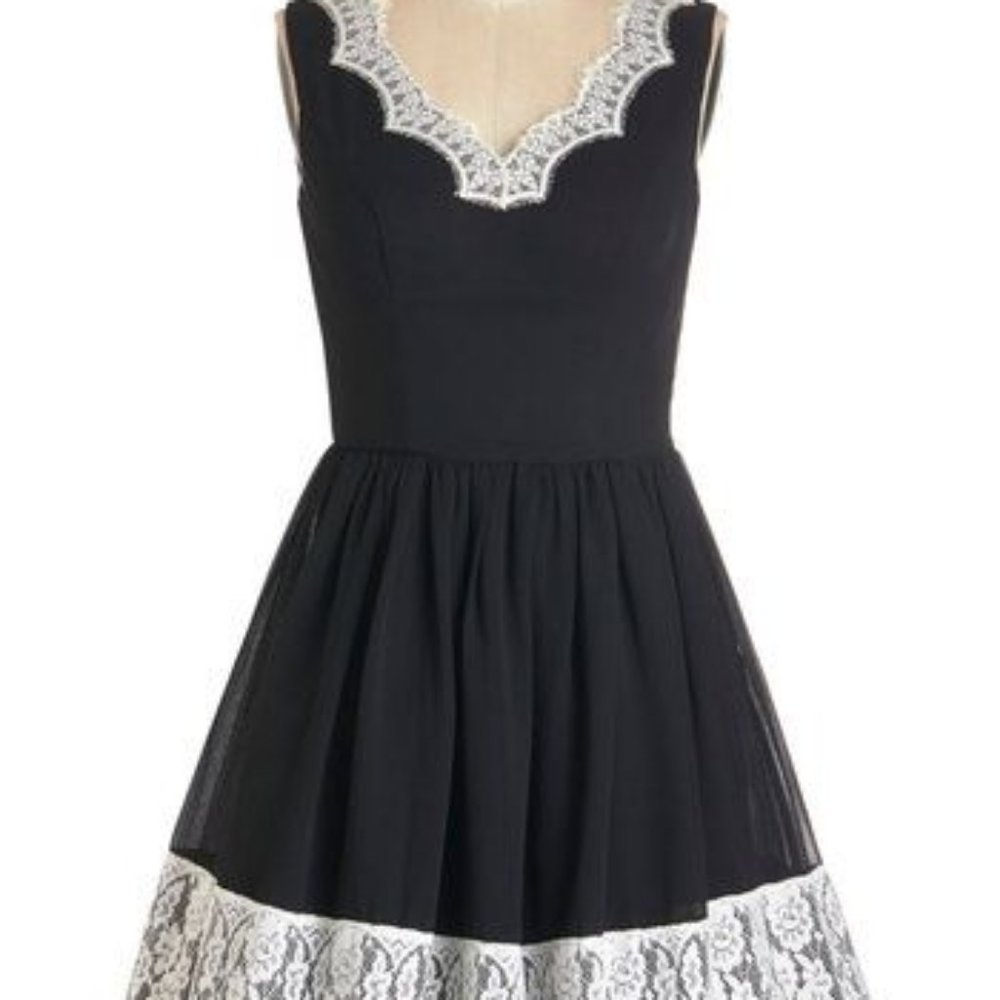 Modcloth Chi Chi London Crafting Cocktails Dress Sz 8